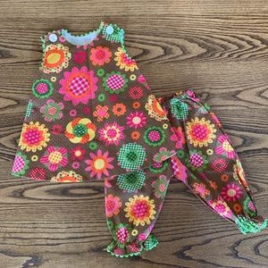 Claire & Charlie outfit